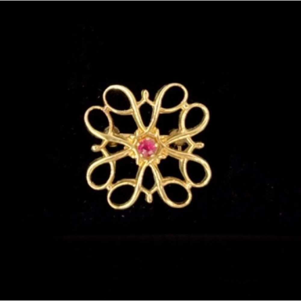 Vintage Avon Service Award Pin 1/10 10k Gold Ruby Red Stone